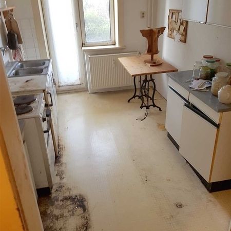 Küche und Essbereich nach einer Haushaltsauflösung